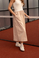 Long dress with pockets
